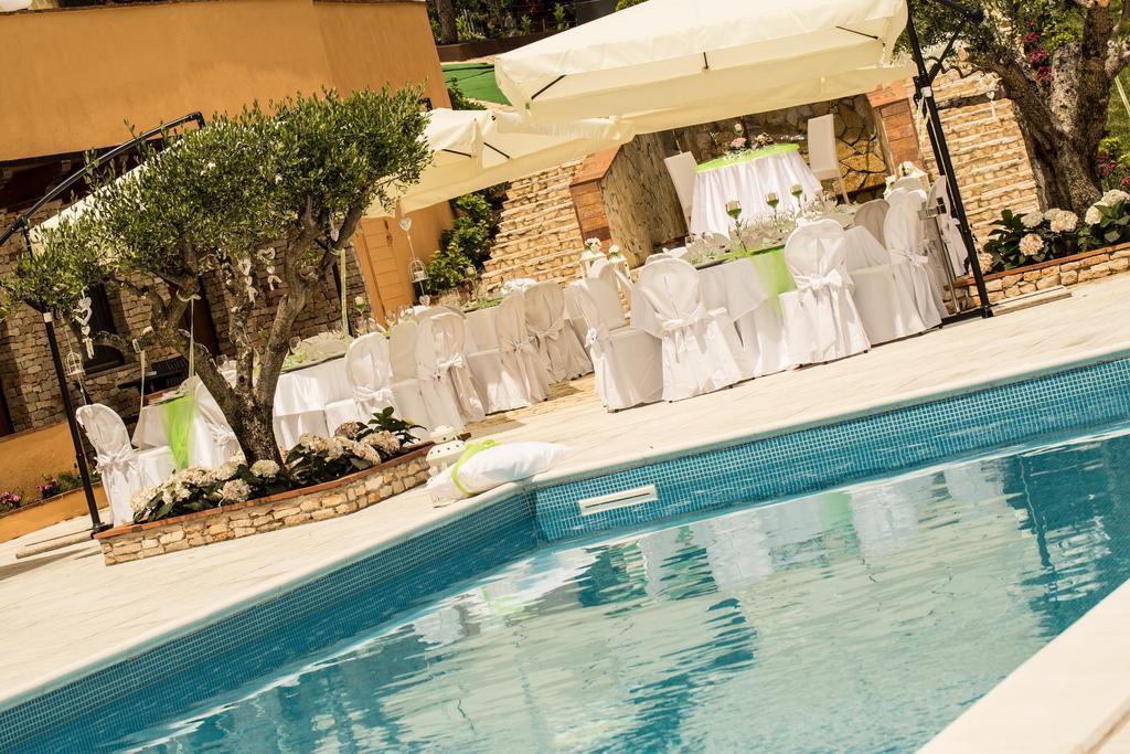 Villa Giulia Del Cavaliere كاستروفيلاري المظهر الخارجي الصورة